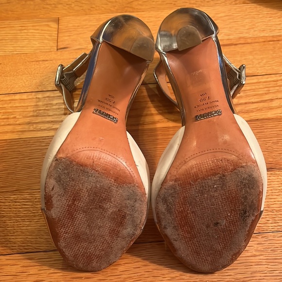 Schutz Open Toe Ankle Strap Leather Heel white and silver size 7.5 4.5in heel - Picture 9 of 9